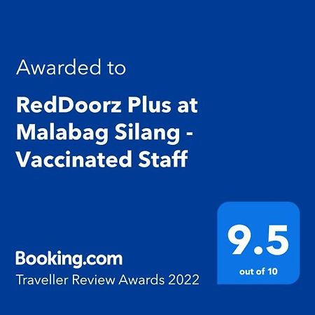 Reddoorz Plus At Malabag Silang - Vaccinated Staff מראה חיצוני תמונה