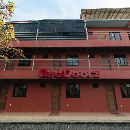 Reddoorz Plus At Malabag Silang - Vaccinated Staff מראה חיצוני תמונה