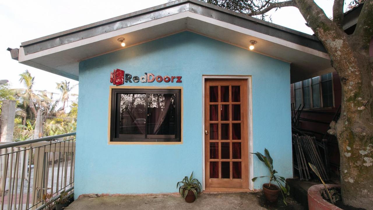Reddoorz Plus At Malabag Silang - Vaccinated Staff מראה חיצוני תמונה